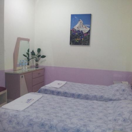Hotel Diamante Inn Uriangato Luaran gambar