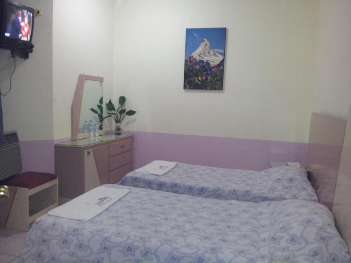 Hotel Diamante Inn Uriangato Luaran gambar